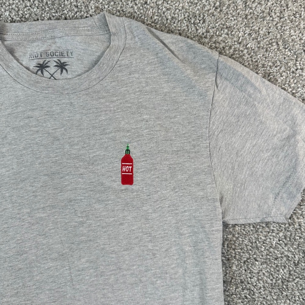 Riot Society T-Shirt Mens Small Gray Hot Sauce Sriracha Short Sleeve Humor